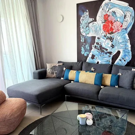 Actaion Blue 2br דירה